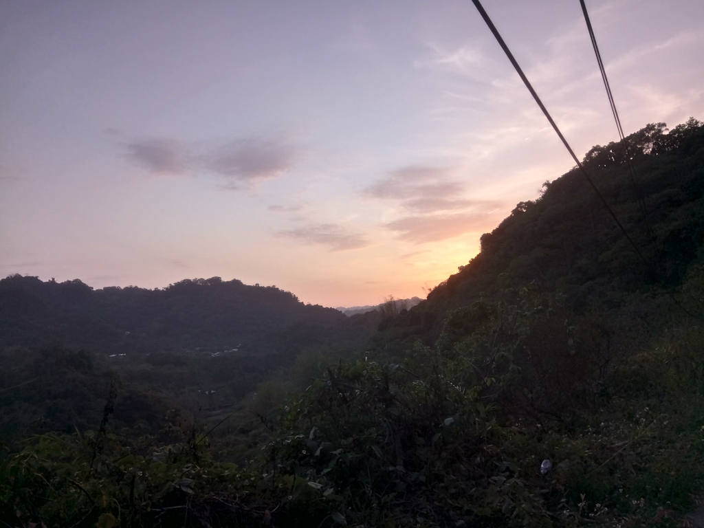 DSC_6935.JPG - 太平  酒桶山  暮色之美