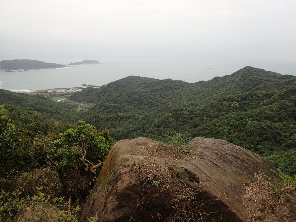 P3308204.JPG - 萬里  瑪鋉山  (望洋崖)