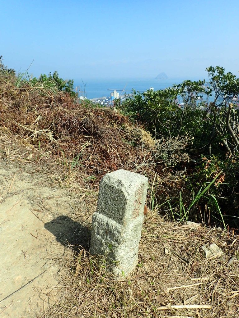 PB179547.JPG - 基隆  球子山(火號山)步道