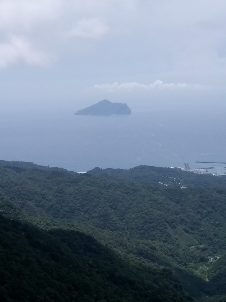 DSC_4634.JPG - 登  頭城  鶯子嶺山  (未竟)