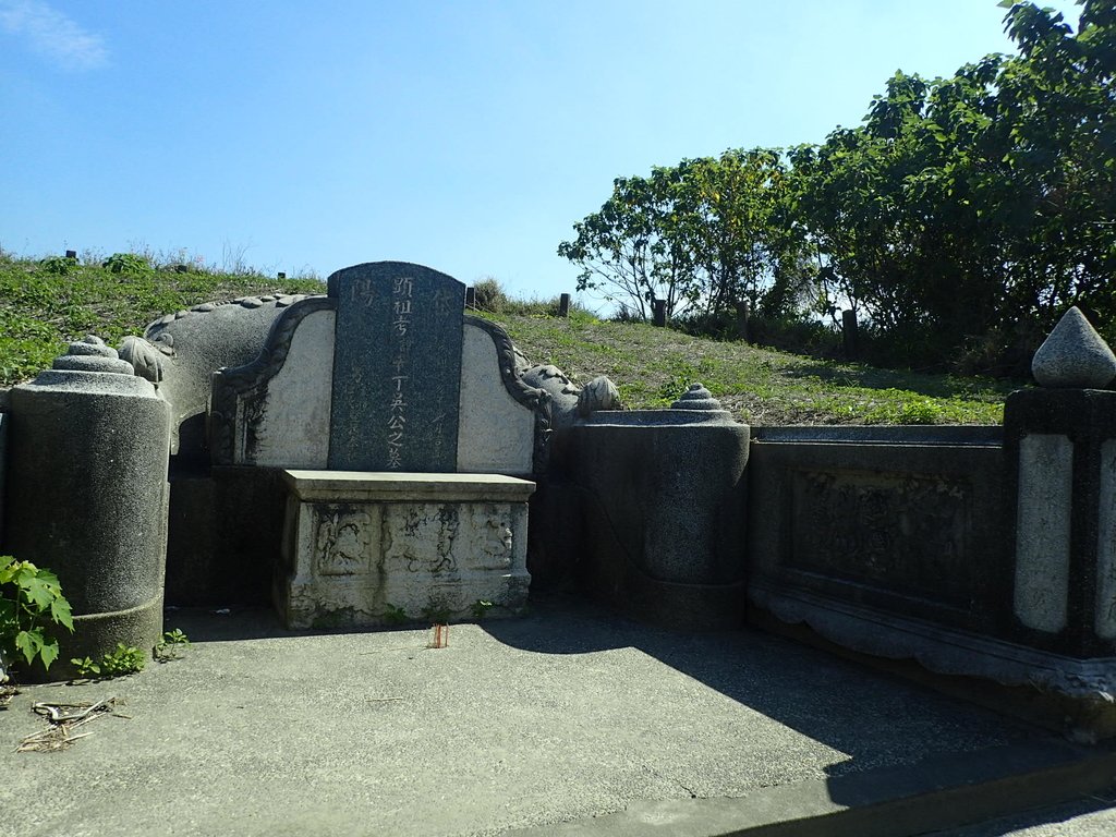 P5072686.JPG - 元長  龍岩厝  吳新丁墓園