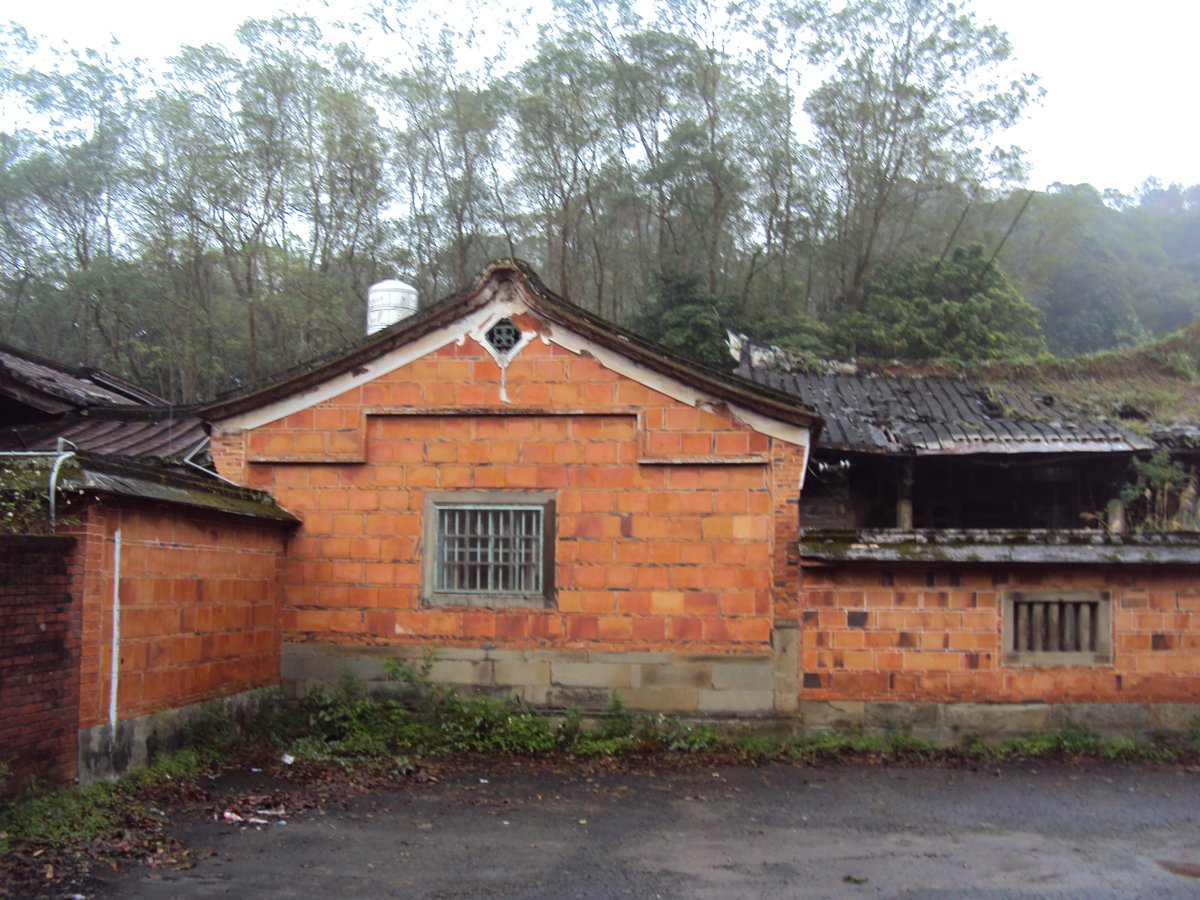 DSC01742.JPG - 微雨  北埔山城