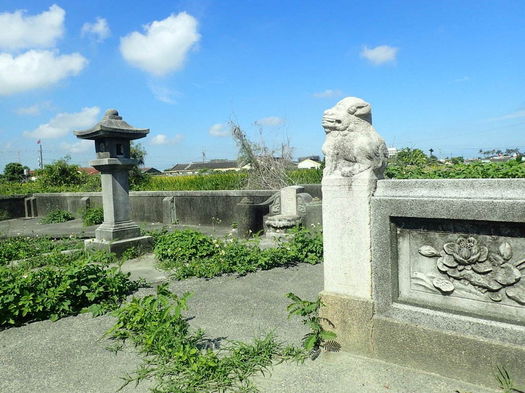 P5072687.JPG - 元長  龍岩厝  吳新丁墓園