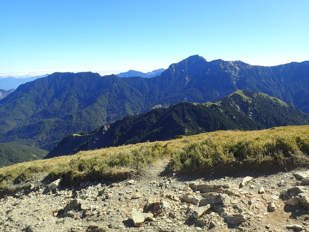 PC132122.JPG - 合歡山  東峰