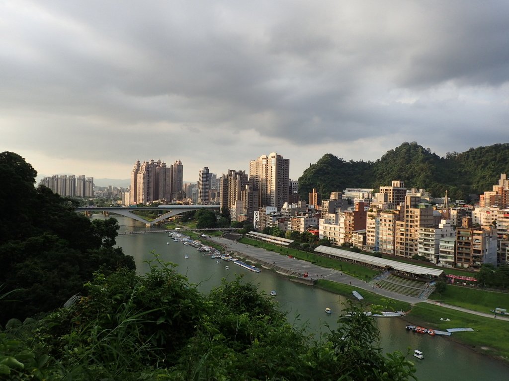 P6204762.JPG - 新店  碧潭  和美山登山步道