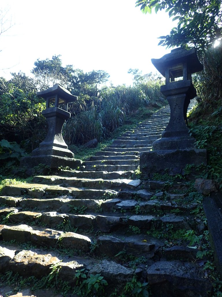 P1102210.JPG - 本山五坑  黃金神社