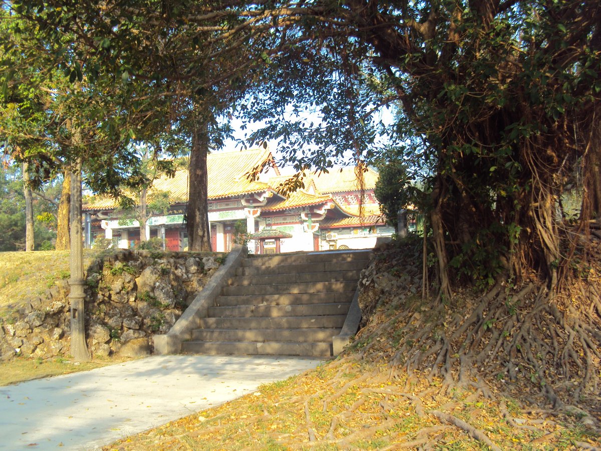 DSC05411.JPG - 高雄神社遺跡  (忠烈祠)