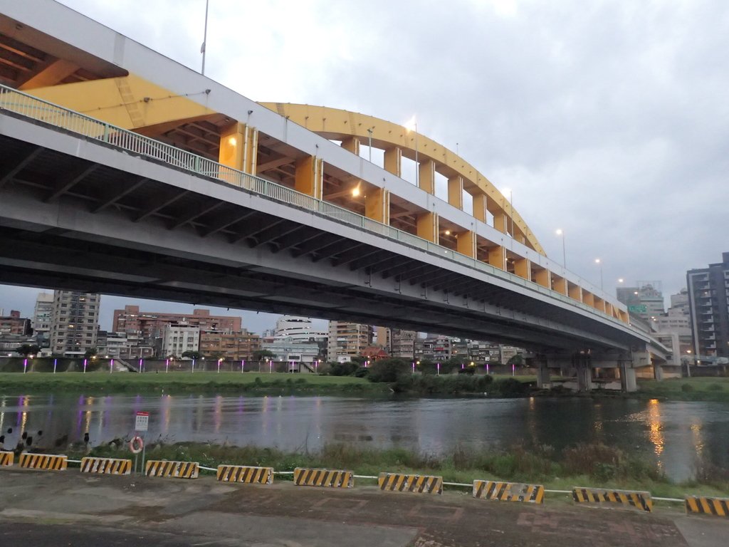 P1264258.JPG - 松山  麥帥二橋光影