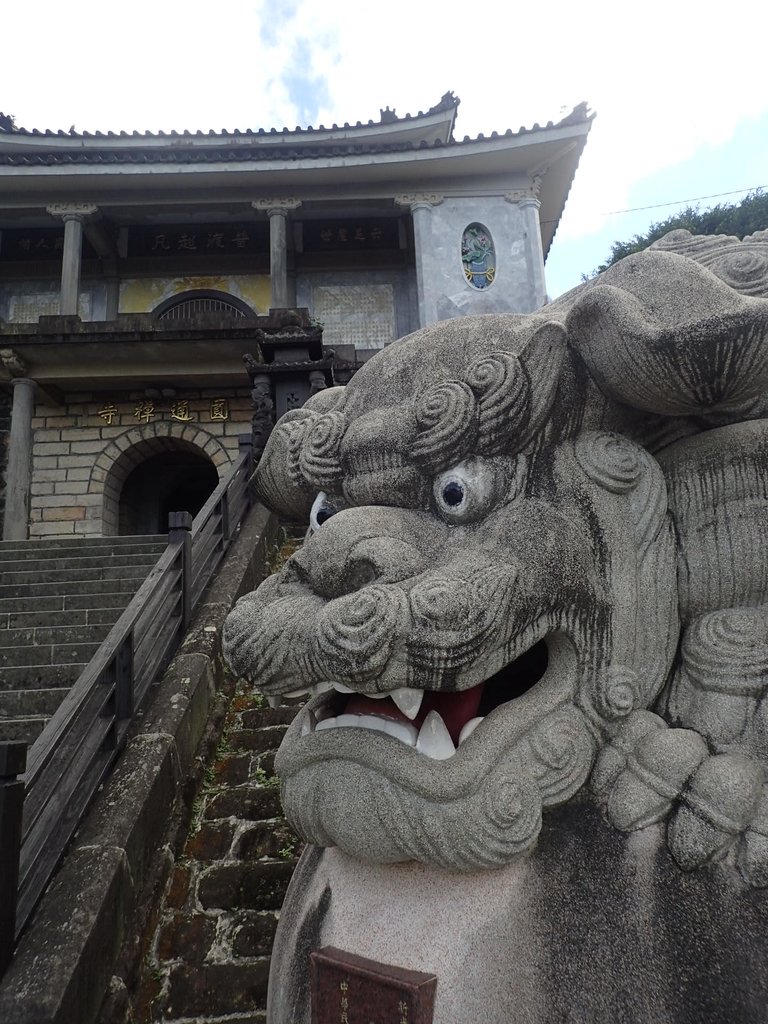 PB300475.JPG - 中和  圓通禪寺  建築之美