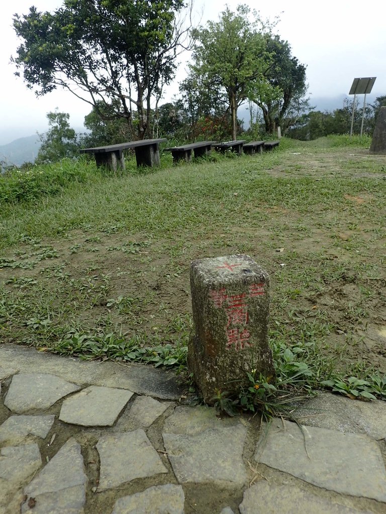 P3018882.JPG - 深坑  土庫岳登山步道  (02)