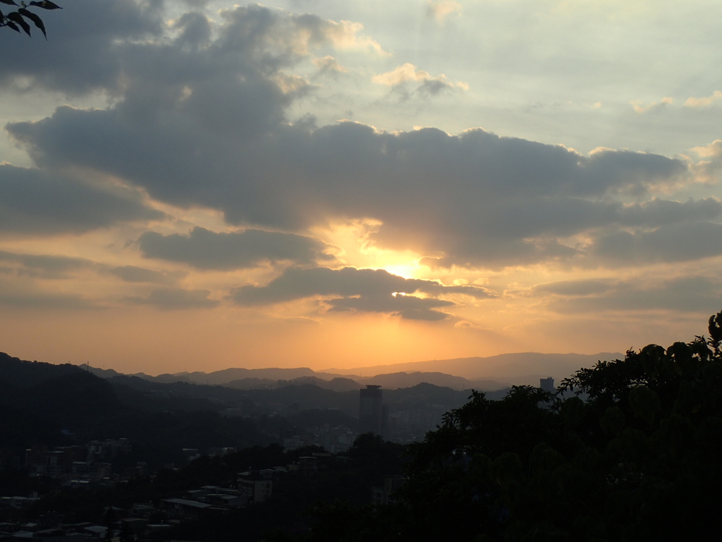 P9309275.JPG - 基隆  圓窗領夕照