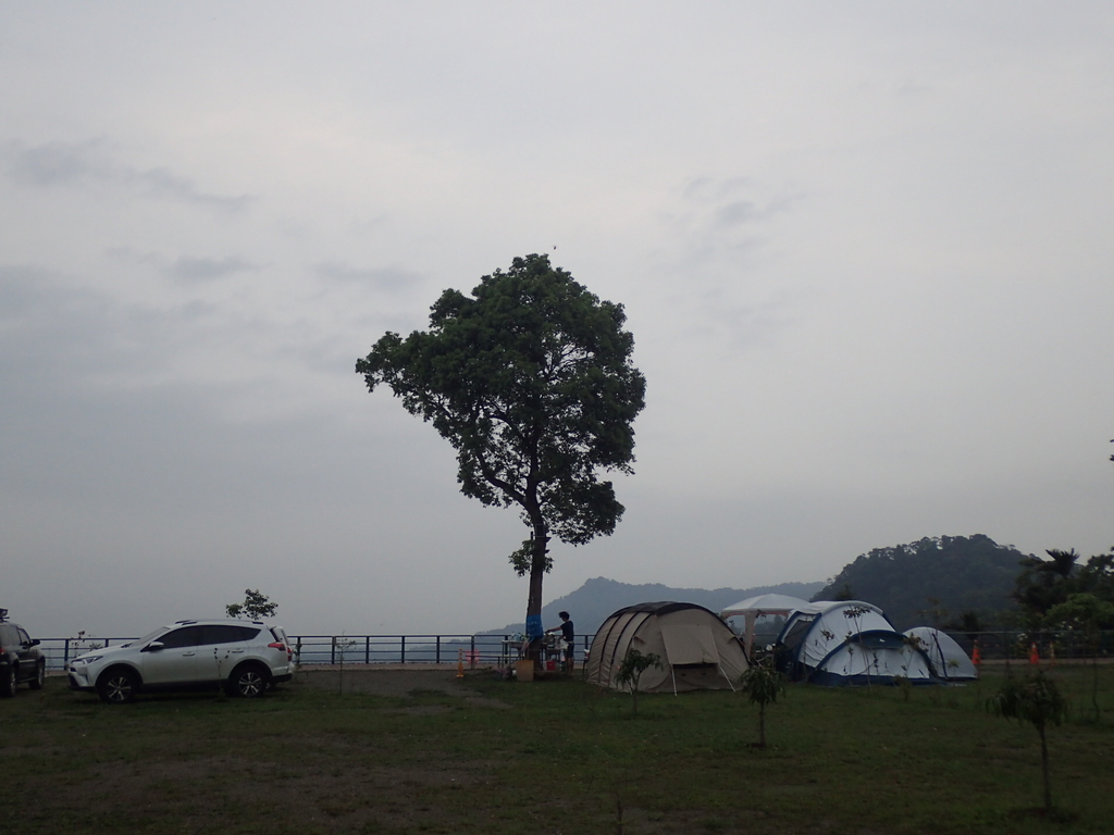 P4191865.JPG - 南庄  細湖頂  山中夜色