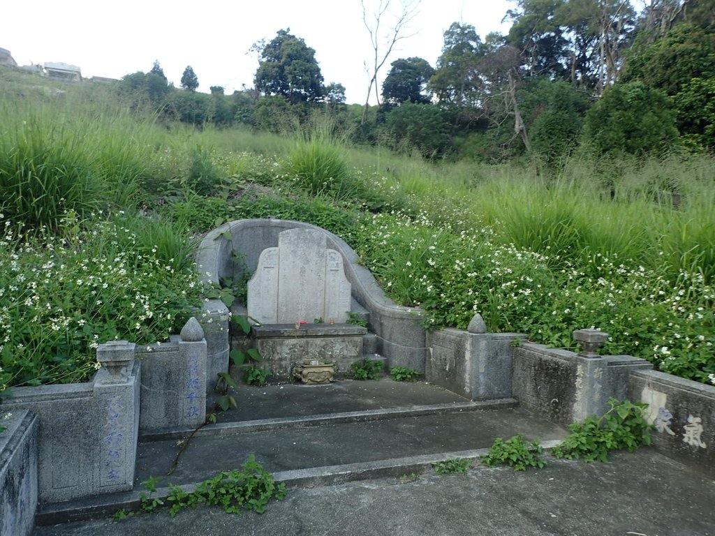 P5012491.JPG - 石岡 食水坑  曾氏陳林媽墓