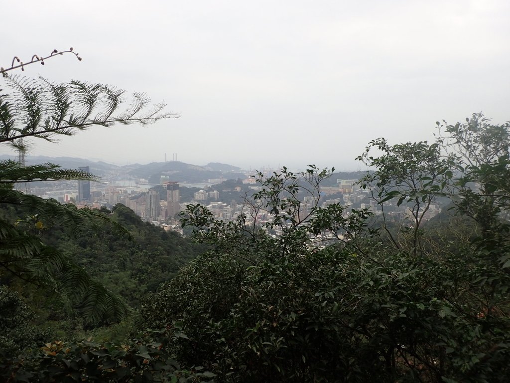 P1233846.JPG - 再訪---  基隆  紅淡山