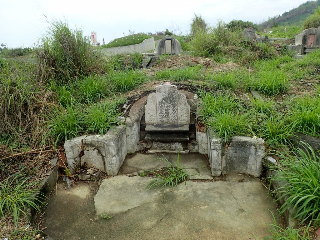 P4214449.JPG - 草屯  茄荖山  古墓踏查