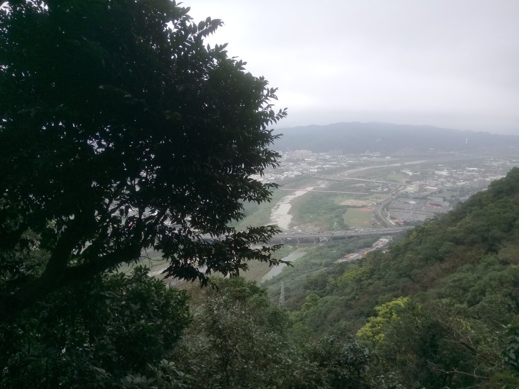 DSC_5194.JPG - 三峽  鳶山  (福德坑山)