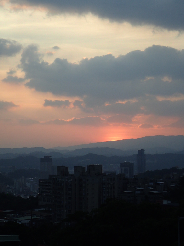 P9309315.JPG - 基隆  圓窗領夕照