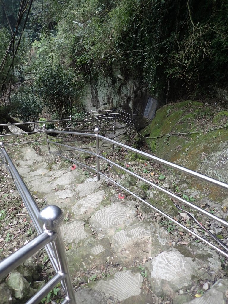 P3029047.JPG - 三峽  日月洞  廣照禪寺