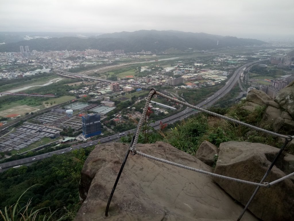 DSC_5201.JPG - 三峽  鳶山  (福德坑山)