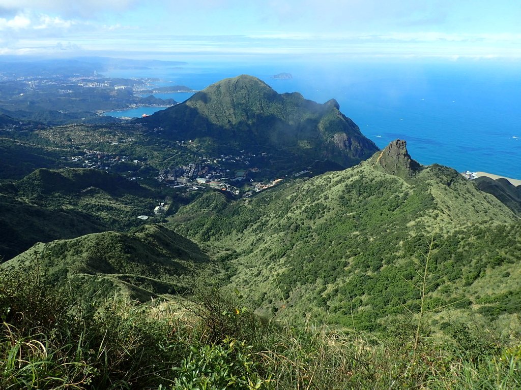 P1102334.JPG - 半坪山  無耳茶壺山