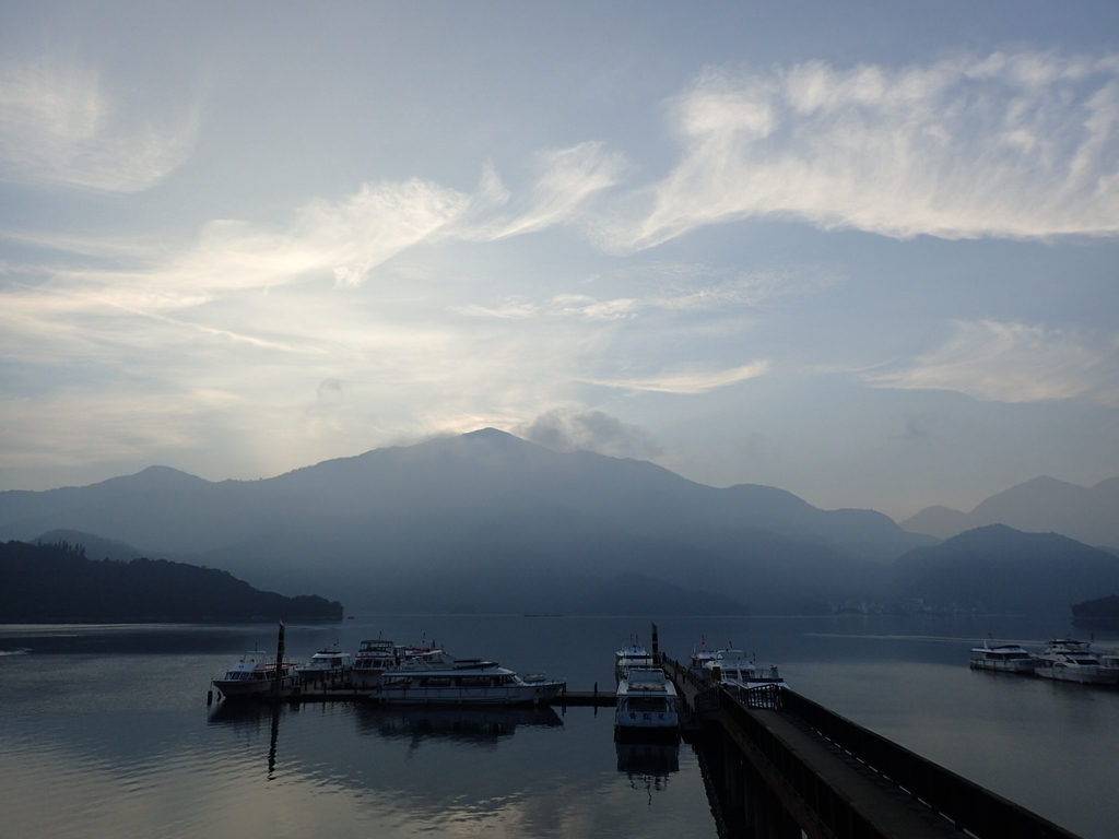 PA292301.JPG - 日月潭  朝霧碼頭  晨曦之美