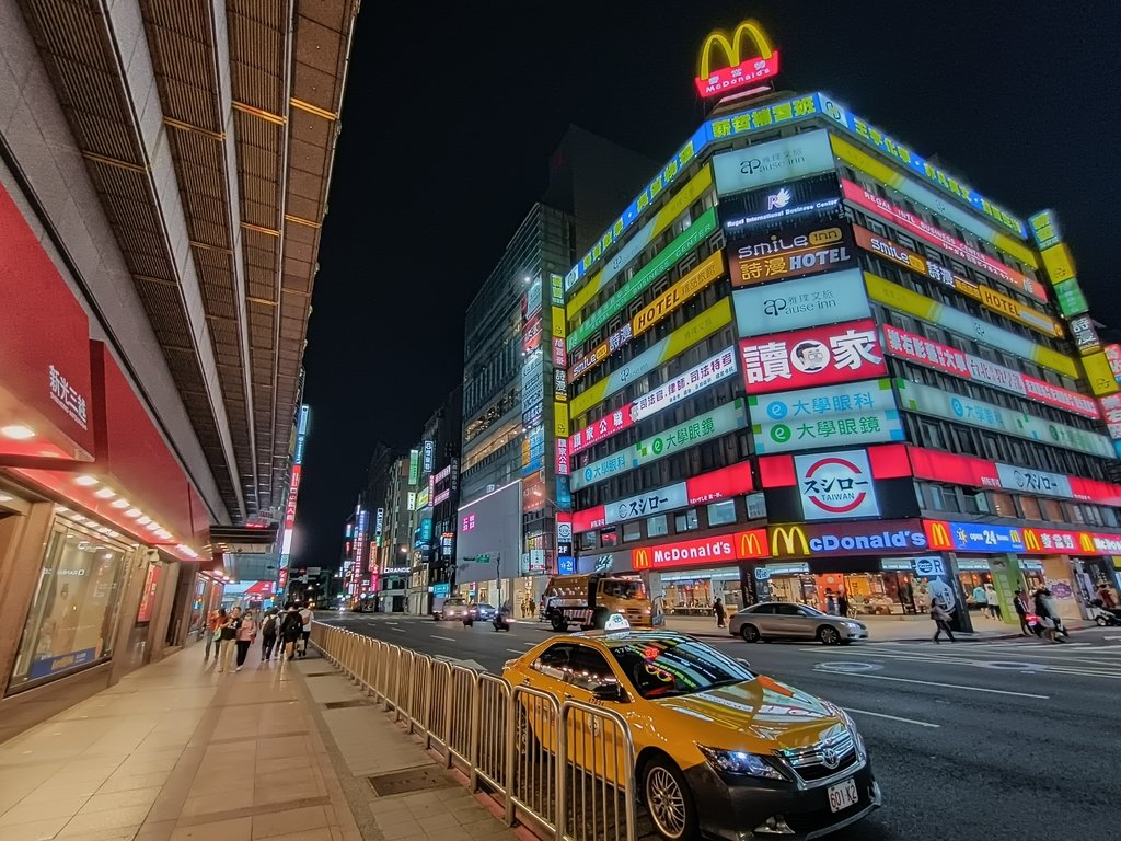 IMG20210430202609.jpg - 台北  衡陽路周邊之  夜色璀璨