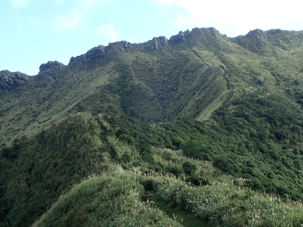 P1102353.JPG - 半坪山  無耳茶壺山