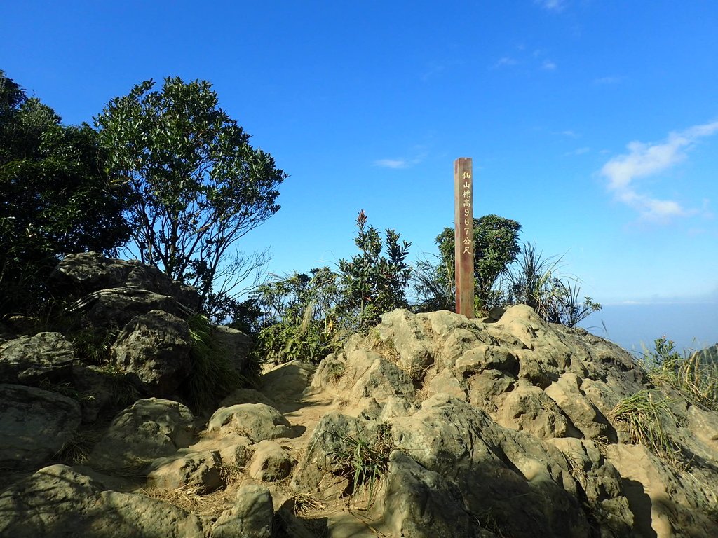 PC010610.JPG - 獅潭  仙山