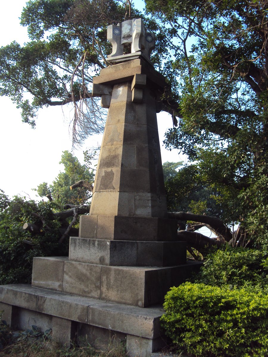 DSC05406.JPG - 高雄神社遺跡  (忠烈祠)