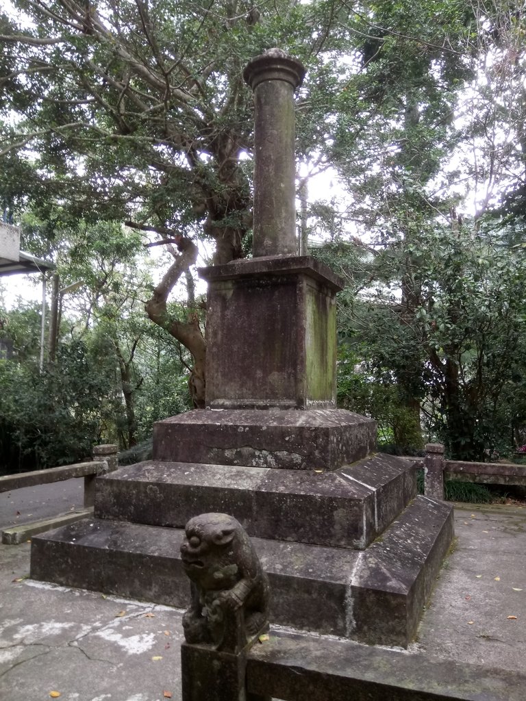 DSC_2297.JPG - 大湖  法雲禪寺  開拓紀念碑