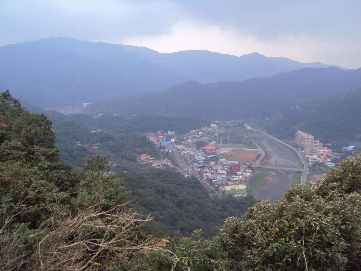 DSC01374.JPG - 瑞芳秀崎山  潛龍在淵石碣