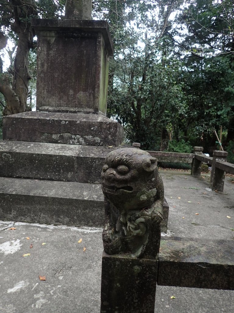 PA064653.JPG - 大湖  法雲禪寺  開拓紀念碑