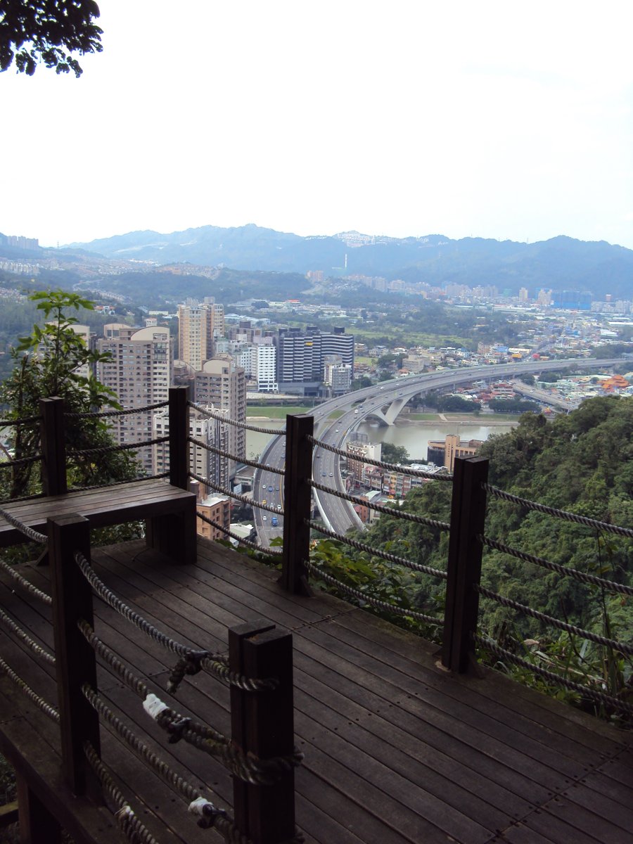 DSC01484.JPG - 新店  獅頭山登山步道