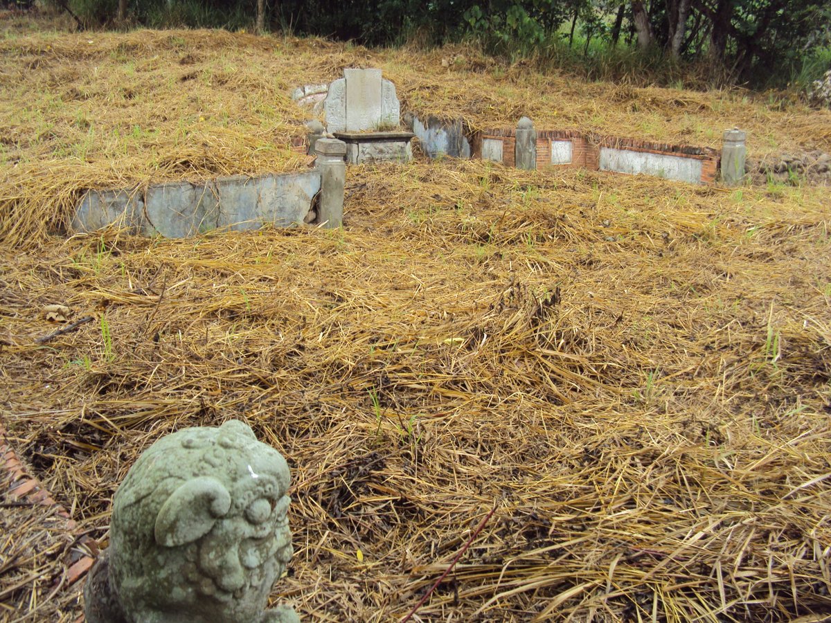 名間  牛牯嶺  鎮國將軍  陳懋德墓