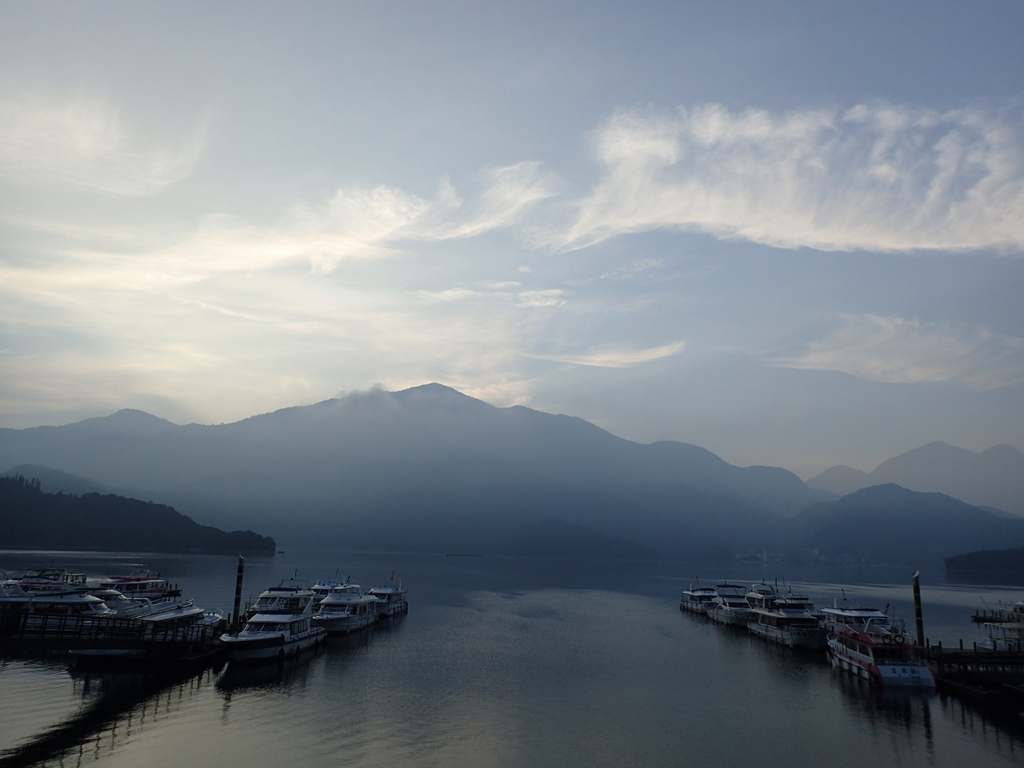 PA292310.JPG - 日月潭  朝霧碼頭  晨曦之美