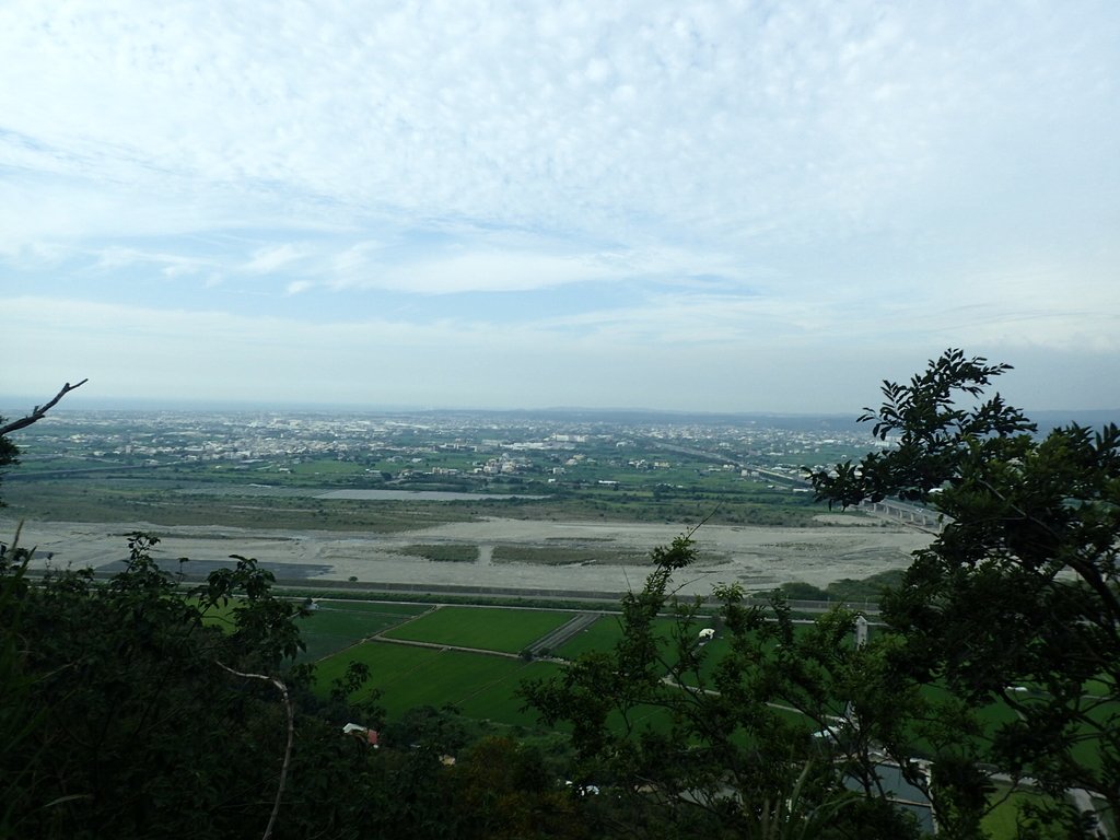 P4272204.JPG - 小百岳之---  大甲  鐵砧山