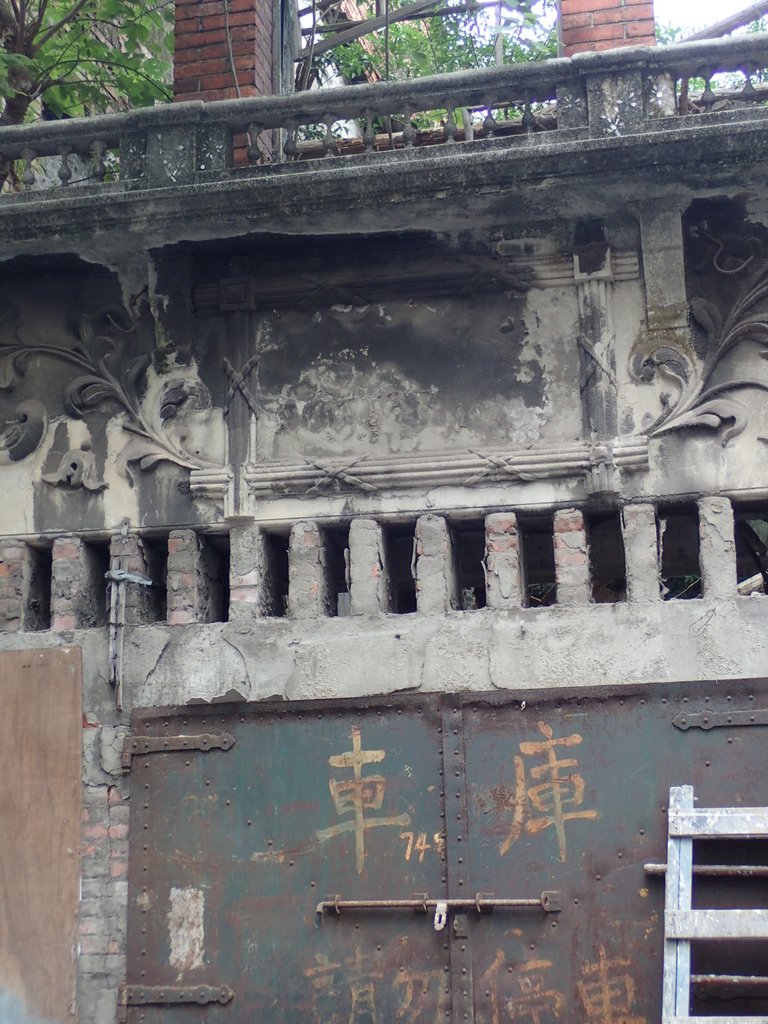 PA100536.JPG - 散步---  大稻埕  歷史街屋