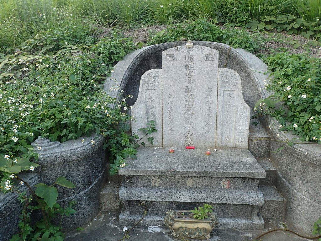 P5012479.JPG - 石岡 食水坑  曾氏陳林媽墓