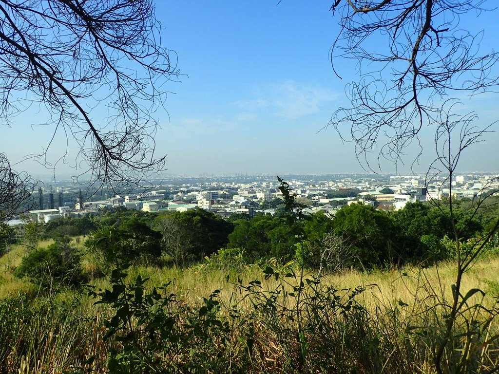 PA282000.JPG - 烏日  學田山登山步道