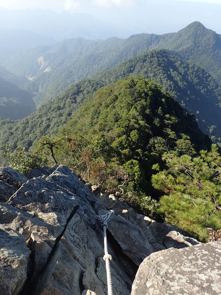 PA185510.JPG - 再訪---  台中  和平  鳶嘴山