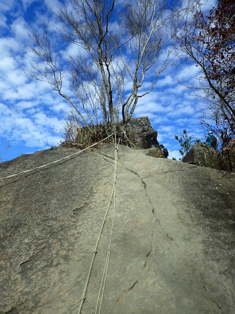 PC282644.JPG - 谷關七雄之  東卯山