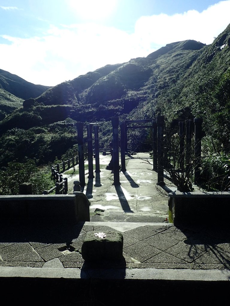 P1102241.JPG - 本山五坑  黃金神社