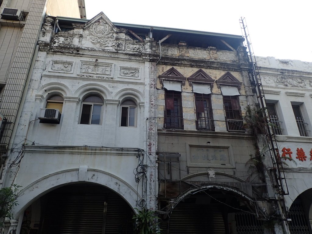 P4245194.JPG - 台中  街屋建築巡禮  01