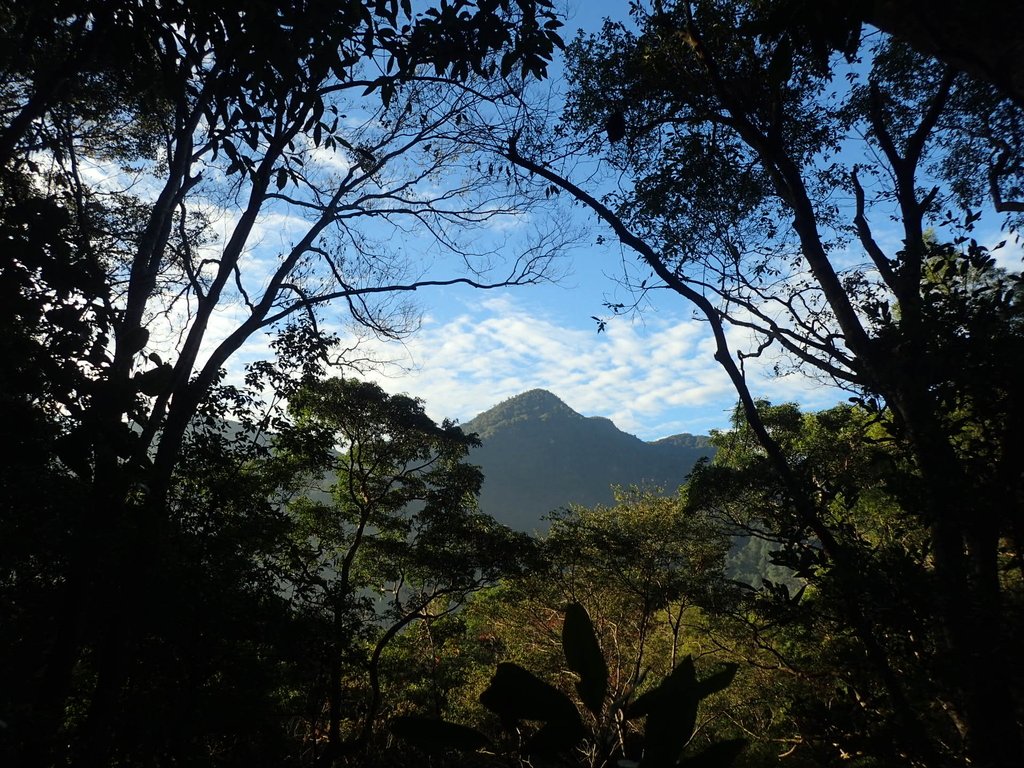 PC282507.JPG - 谷關七雄之  東卯山