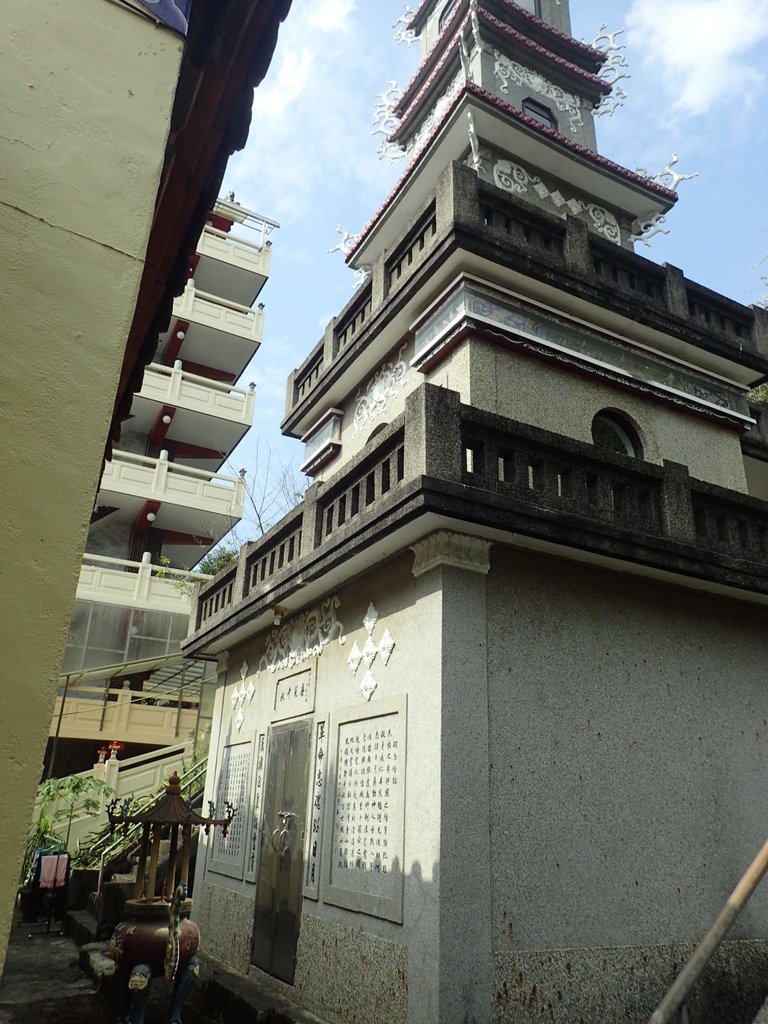 PA064535.JPG - 大湖  義民廟  昭忠祠