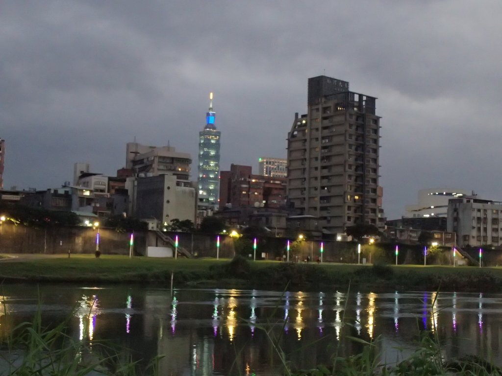 P1264286.JPG - 松山  麥帥二橋光影