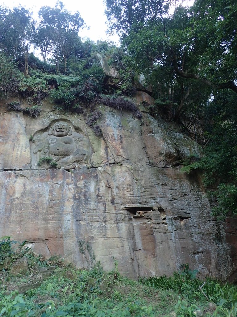 PB300539.JPG - 中和  圓通禪寺之  摩崖石刻