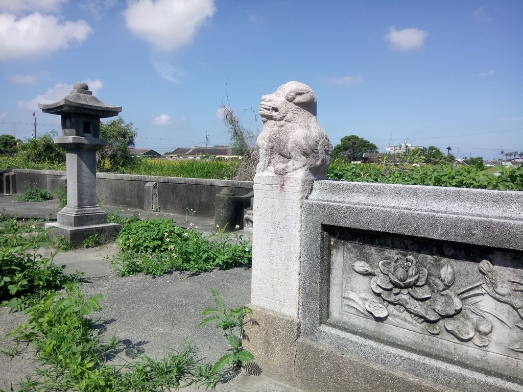 DSC_7226.JPG - 元長  龍岩厝  吳新丁墓園