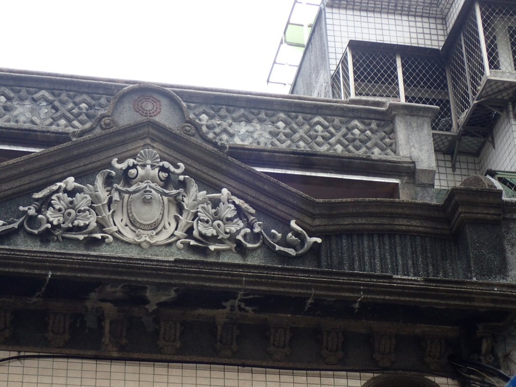 PA100573.JPG - 散步---  大稻埕  歷史街屋