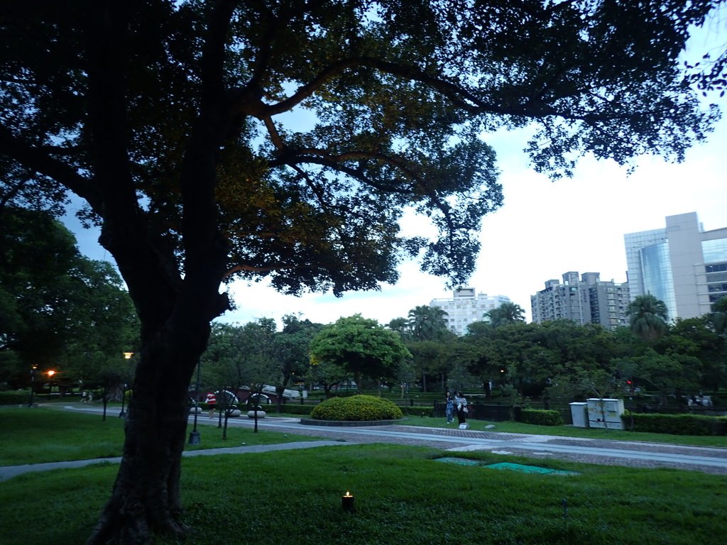 P8237222.JPG - 台中公園之  日治遺跡巡禮